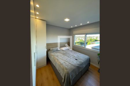 Quarto de apartamento para alugar com 2 quartos, 59m² em Jardim do Salso, Porto Alegre