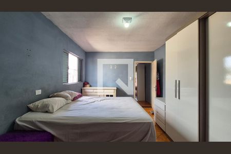 Suíte de casa à venda com 3 quartos, 179m² em Vila Metalúrgica, Santo André