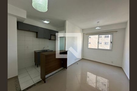 Sala de apartamento para alugar com 2 quartos, 51m² em Centro, Barueri