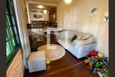 Casa para alugar com 4 quartos, 225m² em Agronômica, Florianópolis