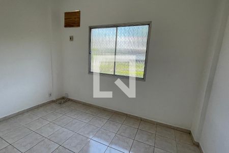 Quarto de apartamento para alugar com 3 quartos, 70m² em Jardim Vinte E Cinco de Agosto, Duque de Caxias