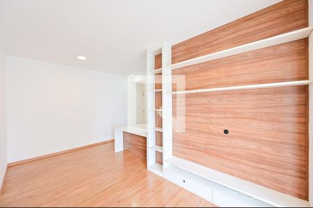 Sala de apartamento para alugar com 2 quartos, 70m² em Vila Monte Alegre, São Paulo