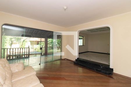 Sala de estar de casa à venda com 4 quartos, 560m² em Jardim Leonor Mendes de Barros, São Paulo
