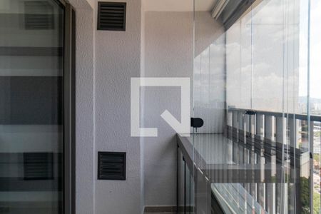 Varanda de kitnet/studio para alugar com 1 quarto, 32m² em Pompeia, São Paulo