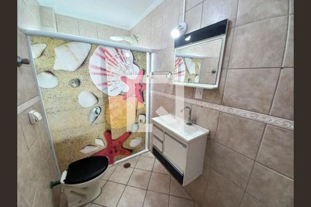 Banheiro de apartamento para alugar com 1 quarto, 53m² em Centro, São Vicente