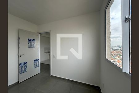Quarto 2 de apartamento para alugar com 2 quartos, 32m² em Vila Pereira Cerca, São Paulo