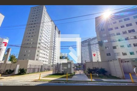 Fachada e portaria de apartamento à venda com 2 quartos, 44m² em Parque Bristol, São Paulo