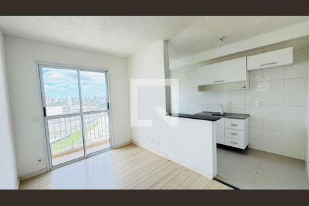 Sala de apartamento para alugar com 2 quartos, 48m² em Vila Mogilar, Mogi das Cruzes