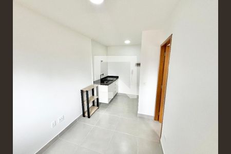 Sala/Cozinha de kitnet/studio para alugar com 1 quarto, 26m² em Santana, São Paulo