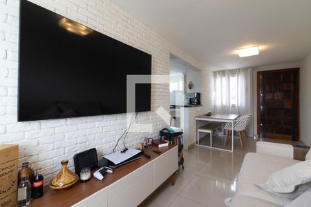 Sala de apartamento para alugar com 2 quartos, 48m² em Conjunto Habitacional Padre Manoel da Nobrega, São Paulo