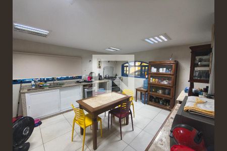 Casa de Condomínio para alugar com 5 quartos, 600m² em Anil, Rio de Janeiro