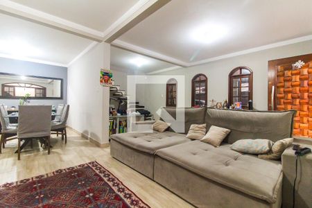 Sala de casa à venda com 4 quartos, 362m² em Itaquera, São Paulo