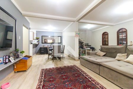 Sala de casa à venda com 4 quartos, 362m² em Itaquera, São Paulo