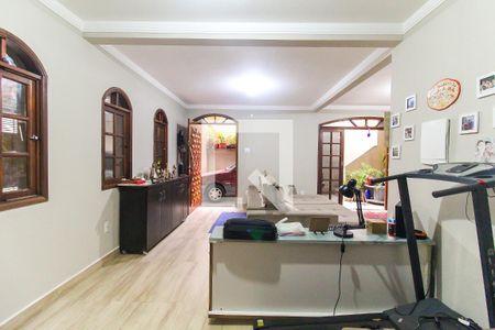 Sala de casa à venda com 4 quartos, 362m² em Itaquera, São Paulo