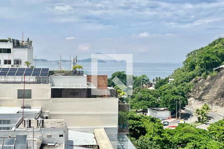 Vista sala de apartamento à venda com 3 quartos, 98m² em Leblon, Rio de Janeiro