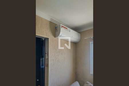 Sala de apartamento para alugar com 1 quarto, 35m² em Vila Tupi, Praia Grande