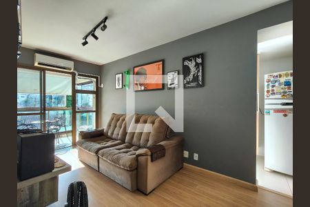 Sala de apartamento à venda com 2 quartos, 72m² em Grajaú, Rio de Janeiro