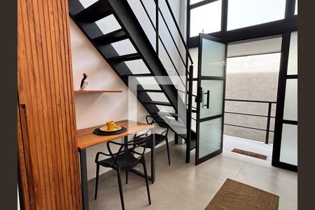 Sala/Cozinha de apartamento para alugar com 1 quarto, 55m² em Mirandópolis, São Paulo