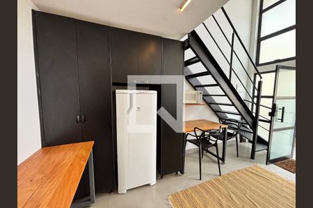 Sala/Cozinha de apartamento para alugar com 1 quarto, 50m² em Mirandópolis, São Paulo