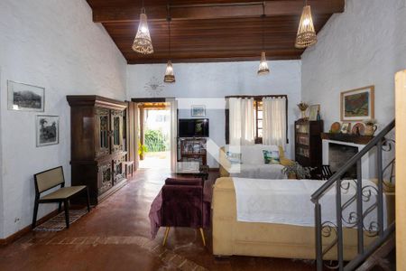 Sala com Lareira de casa à venda com 3 quartos, 350m² em Jardim Canada, Nova Lima