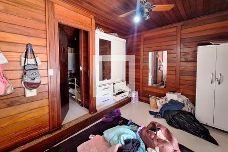 Quarto 1 de casa à venda com 4 quartos, 400m² em Ponta Dareia, Niterói