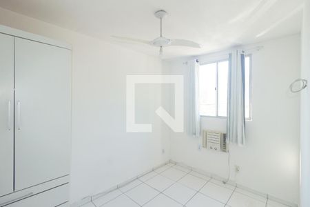 Quarto 1 de apartamento para alugar com 2 quartos, 48m² em Campo Grande, Rio de Janeiro