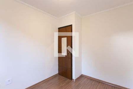 Quarto 1  de apartamento para alugar com 2 quartos, 54m² em Guaianases, São Paulo