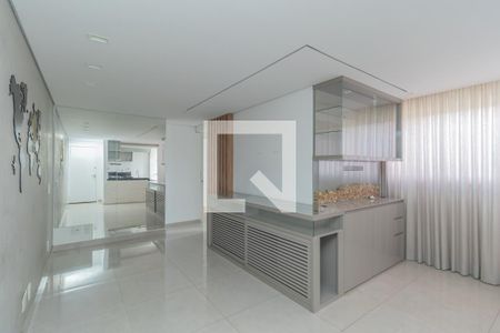 Apartamento à venda com 3 quartos, 70m² em Serrano, Belo Horizonte