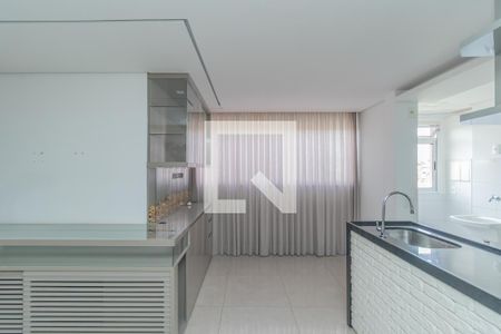 Apartamento à venda com 3 quartos, 70m² em Serrano, Belo Horizonte