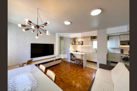 Sala de apartamento à venda com 3 quartos, 73m² em Jardim das Acacias, São Paulo