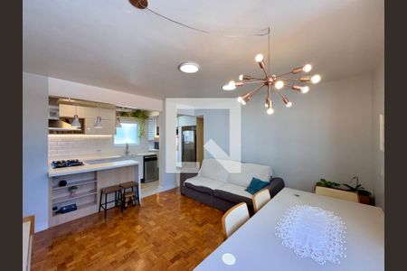 Sala de apartamento à venda com 3 quartos, 73m² em Jardim das Acacias, São Paulo