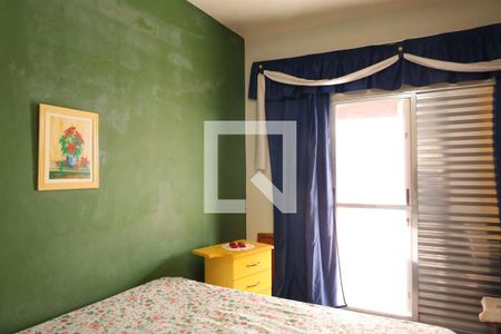 Quarto 1 de casa para alugar com 2 quartos, 180m² em Jardim Santa Maria, São Paulo