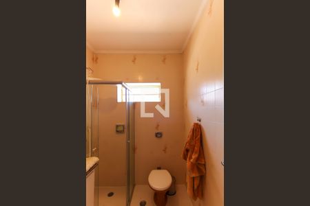 Banheiro da Suíte 1 de casa à venda com 3 quartos, 234m² em Água Rasa, São Paulo