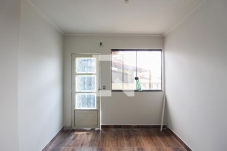 Sala de kitnet/studio para alugar com 1 quarto, 35m² em Jardim Leblon, Belo Horizonte