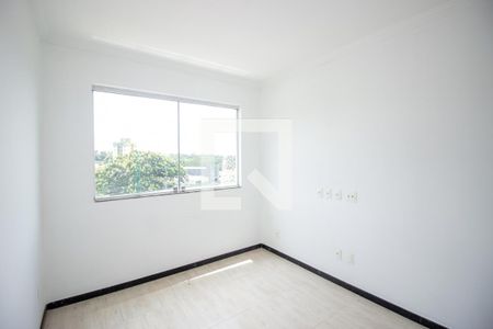 Quarto Suíte de casa à venda com 3 quartos, 153m² em Europa, Contagem