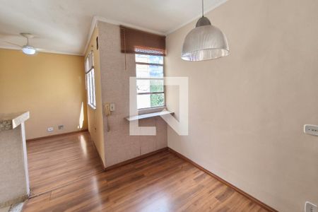 Sala de apartamento à venda com 3 quartos, 77m² em Jardim Pacaembu, Campinas