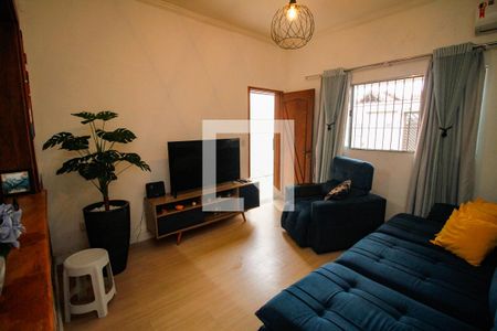 Sala de casa para alugar com 2 quartos, 250m² em Nova Mirim, Praia Grande