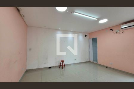 Casa para alugar com 2 quartos, 76m² em Vila Virginia, Itaquaquecetuba