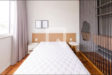 Quarto 1 de apartamento à venda com 2 quartos, 75m² em Centro, Belo Horizonte