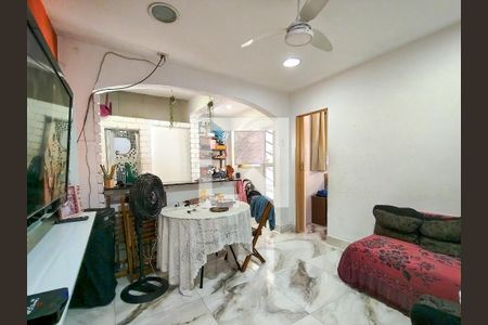 Sala de casa à venda com 4 quartos, 200m² em Rocha, Rio de Janeiro