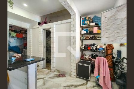 Sala de casa à venda com 4 quartos, 200m² em Rocha, Rio de Janeiro