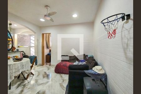 Sala de casa à venda com 4 quartos, 200m² em Rocha, Rio de Janeiro