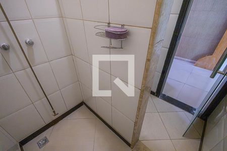 banheiro de casa para alugar com 5 quartos, 355m² em Enseada, Belo Horizonte