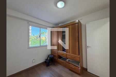 Quarto de apartamento para alugar com 2 quartos, 55m² em Taquara, Rio de Janeiro