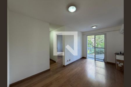 Sala de apartamento para alugar com 2 quartos, 55m² em Taquara, Rio de Janeiro