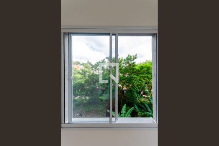 Quarto 1 - Janela de apartamento para alugar com 2 quartos, 28m² em Jardim Jaragua (sao Domingos), São Paulo
