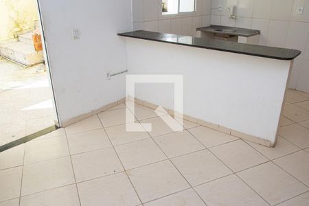 Sala de casa para alugar com 2 quartos, 70m² em Cosmos, Rio de Janeiro