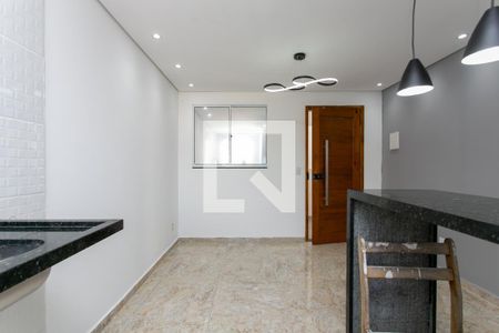 Sala / Cozinha  de apartamento para alugar com 2 quartos, 40m² em Vila Campanela, São Paulo