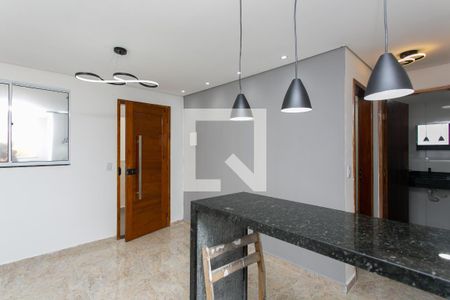 Sala / Cozinha  de apartamento para alugar com 2 quartos, 40m² em Vila Campanela, São Paulo