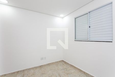Quarto 1  de apartamento para alugar com 2 quartos, 40m² em Vila Campanela, São Paulo